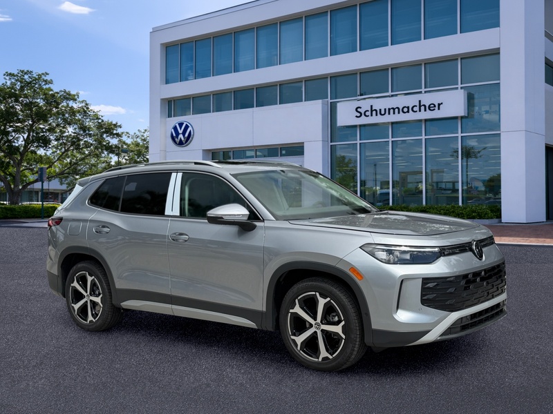 New 2026 Volkswagen Tiguan SE FWD in PALM BEACH GARDENS, FLORIDA