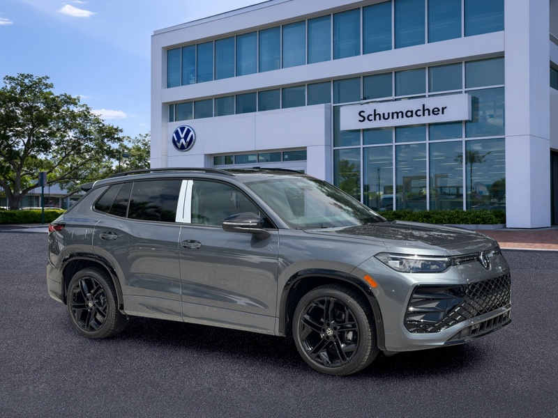 New 2026 Volkswagen Tiguan SE R-LINE BLACK FWD in PALM BEACH GARDENS, FLORIDA
