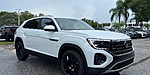 New 2026 Volkswagen Atlas Cross Sport 2.0T SE W/TECHNOLOGY FWD in PALM BEACH GARDENS, FLORIDA