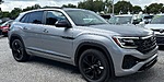 New 2026 Volkswagen Atlas Cross Sport 2.0T SEL R-LINE BLACK 4MOTION in PALM BEACH GARDENS, FLORIDA
