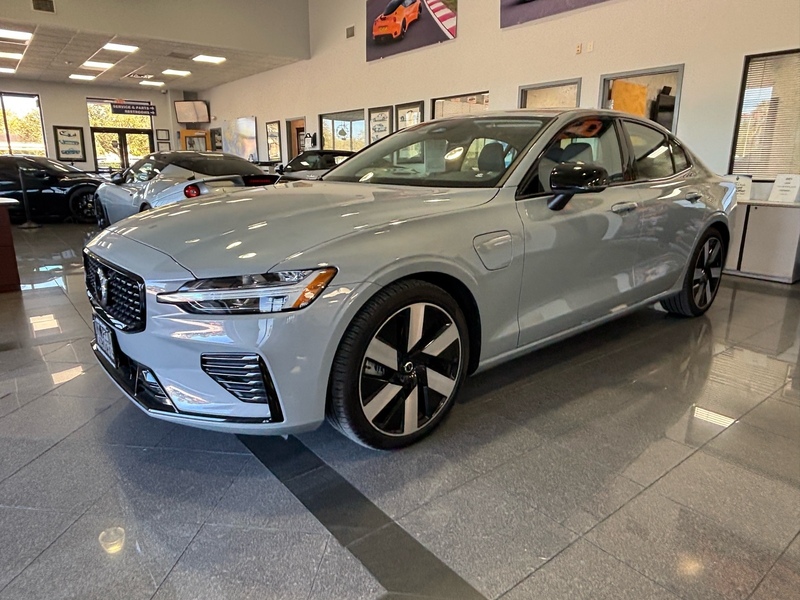 Used 2024 VOLVO S60 RECHARGE PLUG-IN HYBRID CORE DARK THEME - NEW $55,345.00 in JACKSONVILLE, FLORIDA