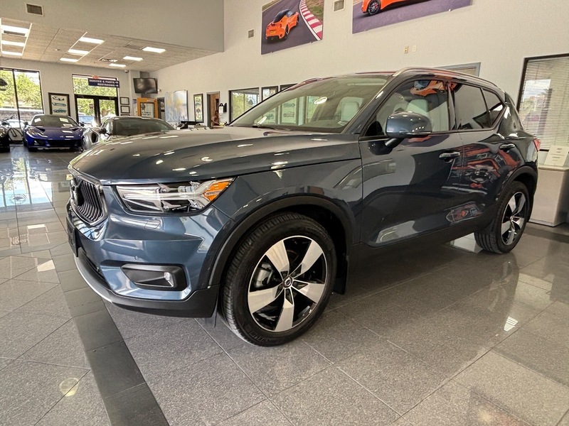 Used 2022 VOLVO XC40 MOMENTUM - NEW $47,135.00 in JACKSONVILLE, FLORIDA