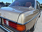 Used 1983 MERCEDES-BENZ 230 E SEDAN - (COLLECTORS SERIES) in JACKSONVILLE, FLORIDA (Photo 18)
