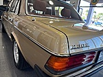 Used 1983 MERCEDES-BENZ 230 E SEDAN - (COLLECTORS SERIES) in JACKSONVILLE, FLORIDA (Photo 4)