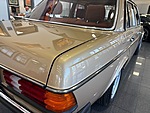 Used 1983 MERCEDES-BENZ 230 E SEDAN - (COLLECTORS SERIES) in JACKSONVILLE, FLORIDA (Photo 6)