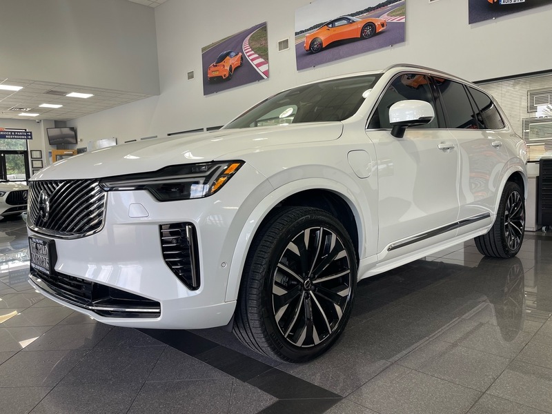 Used 2025 VOLVO XC90 PLUG-IN HYBRID ULTRA - NEW $82,405.00 in JACKSONVILLE, FLORIDA