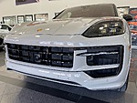 Used 2025 PORSCHE CAYENNE GTS - NEW $161,730.00 in JACKSONVILLE, FLORIDA (Photo 11)