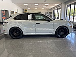 Used 2025 PORSCHE CAYENNE GTS - NEW $161,730.00 in JACKSONVILLE, FLORIDA (Photo 6)