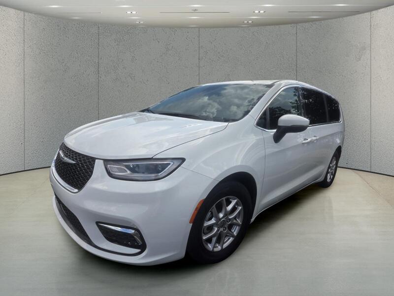Used 2023 CHRYSLER PACIFICA TOURING L in HARVEY, LOUISIANA