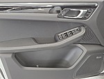 Used 2025 PORSCHE MACAN  in HENDERSON , NEVADA (Photo 13)