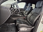 Used 2025 PORSCHE MACAN  in HENDERSON , NEVADA (Photo 5)