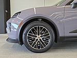 Used 2025 PORSCHE MACAN ELECTRIC in HENDERSON , NEVADA (Photo 9)
