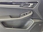 Used 2025 PORSCHE MACAN  in HENDERSON , NEVADA (Photo 14)