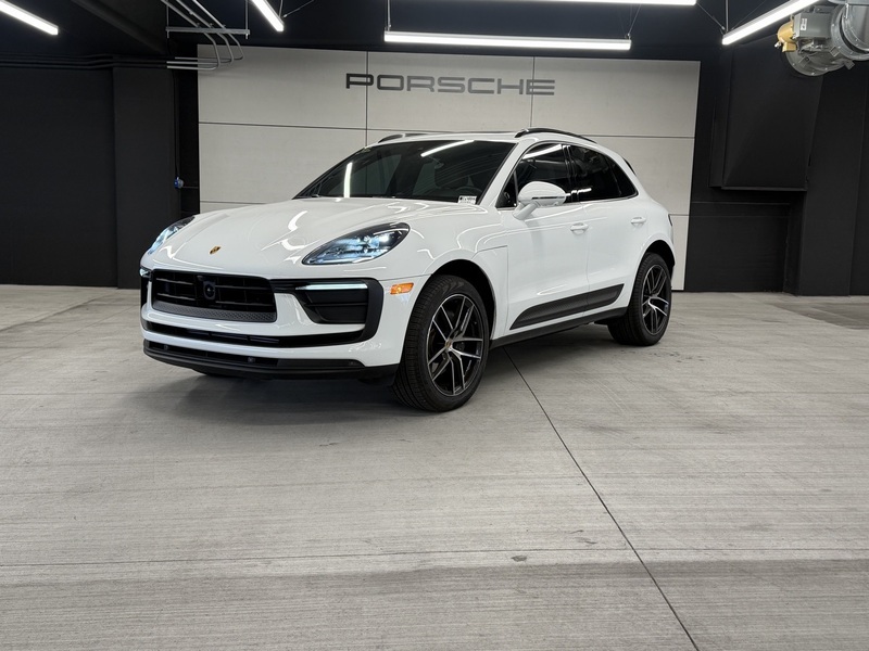 Used 2024 PORSCHE MACAN BASE in HENDERSON , NEVADA
