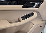 Used 2025 PORSCHE MACAN  in HENDERSON , NEVADA (Photo 17)