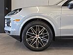 Used 2026 PORSCHE CAYENNE  in HENDERSON , NEVADA (Photo 9)