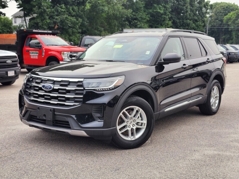 Used 2025 FORD EXPLORER ACTIVE in FRANKLIN, MASSACHUSETTS