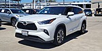 Used 2022 TOYOTA HIGHLANDER XLE in TUSTIN, CALIFORNIA