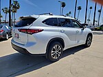 Used 2023 TOYOTA HIGHLANDER XLE in TUSTIN, CALIFORNIA (Photo 4)