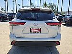 Used 2023 TOYOTA HIGHLANDER XLE in TUSTIN, CALIFORNIA (Photo 5)