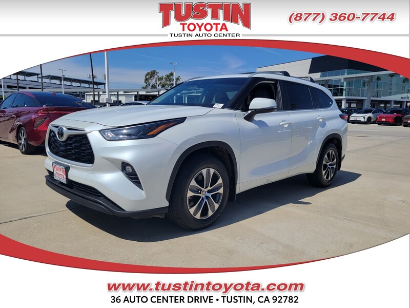 Used 2023 TOYOTA HIGHLANDER XLE in TUSTIN, CALIFORNIA