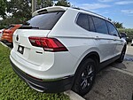 Used 2022 VOLKSWAGEN TIGUAN 2.0T SE 4MOTION in FT. LAUDERDALE, FLORIDA (Photo 6)