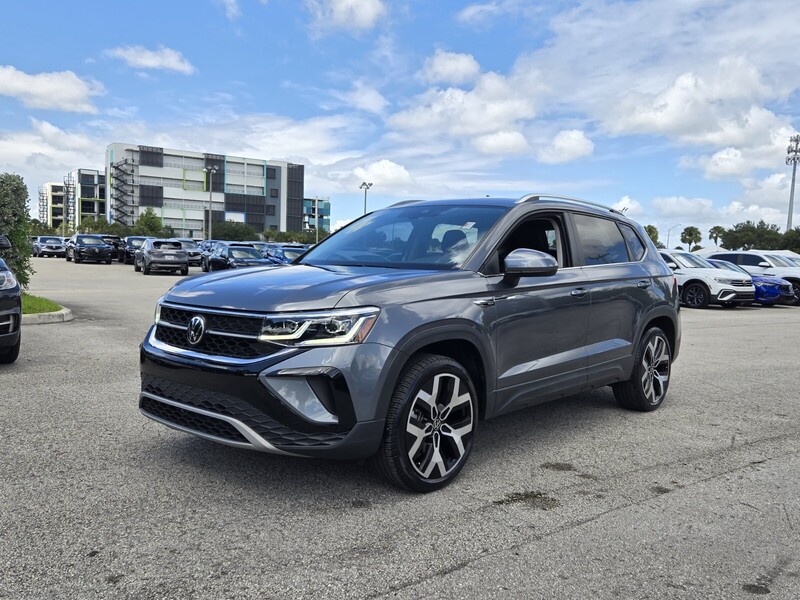 Used 2022 Volkswagen Taos SEL 4MOTION in FT. LAUDERDALE, FLORIDA