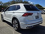 Used 2022 Volkswagen Tiguan 2.0T SEL R-LINE 4MOTION in FT. LAUDERDALE, FLORIDA (Photo 7)