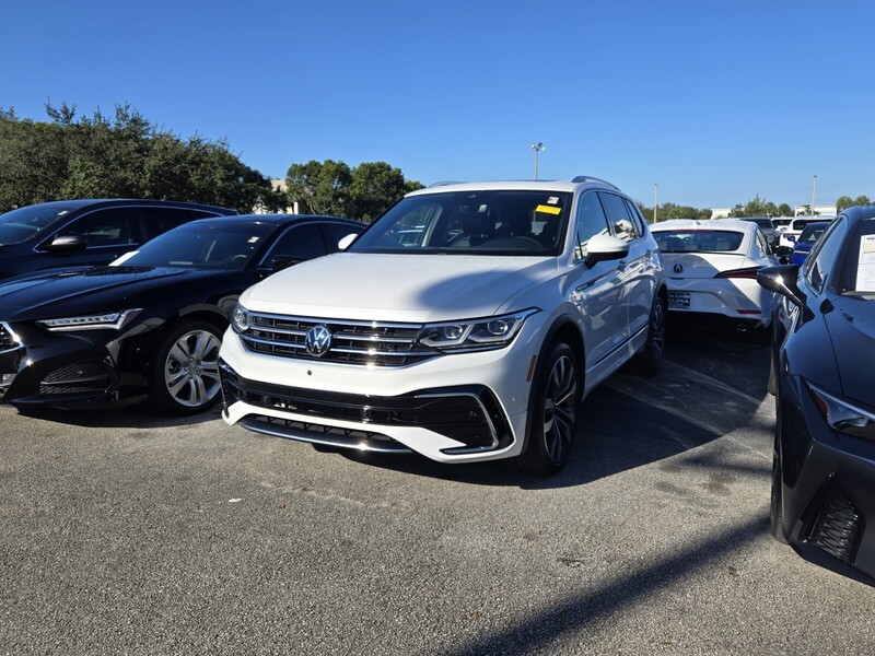 Used 2022 Volkswagen Tiguan 2.0T SEL R-LINE 4MOTION in FT. LAUDERDALE, FLORIDA