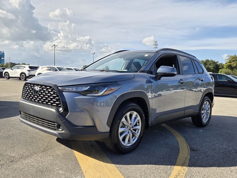 Used 2022 TOYOTA COROLLA CROSS LE 4WD in FT. LAUDERDALE, FLORIDA