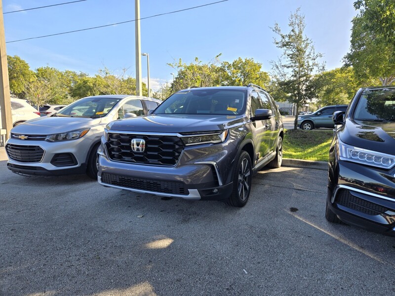 Used 2025 Honda Pilot TOURING AWD in FT. LAUDERDALE, FLORIDA