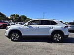 Used 2024 Volkswagen Atlas Cross Sport 2.0T SE FWD in FT. LAUDERDALE, FLORIDA (Photo 3)