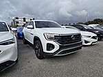 Used 2024 Volkswagen Atlas Cross Sport 2.0T SE FWD in FT. LAUDERDALE, FLORIDA (Photo 4)