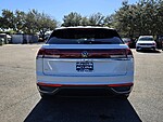 Used 2024 Volkswagen Atlas Cross Sport 2.0T SE FWD in FT. LAUDERDALE, FLORIDA (Photo 6)