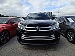 Used 2019 TOYOTA HIGHLANDER SE V6 FWD in FT. LAUDERDALE, FLORIDA (Photo 3)