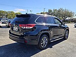 Used 2019 TOYOTA HIGHLANDER SE V6 FWD in FT. LAUDERDALE, FLORIDA (Photo 8)