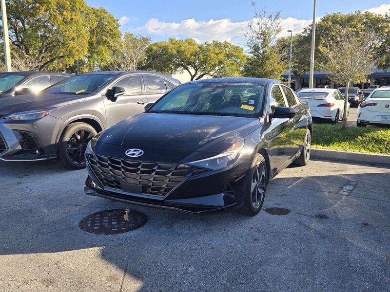 Used 2023 HYUNDAI ELANTRA SEL IVT in FT. LAUDERDALE, FLORIDA
