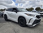 Used 2024 TOYOTA HIGHLANDER XSE FWD in FT. LAUDERDALE, FLORIDA (Photo 9)