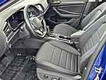 Used 2024 Volkswagen Jetta SE AUTO in FT. LAUDERDALE, FLORIDA (Photo 10)