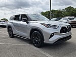 Used 2023 TOYOTA HIGHLANDER L FWD in FT. LAUDERDALE, FLORIDA (Photo 9)