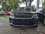 Used 2023 JEEP GRAND CHEROKEE LAREDO X 4X4 in FT. LAUDERDALE, FLORIDA (Photo 3)