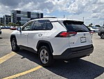 Used 2022 TOYOTA RAV4 XLE FWD in FT. LAUDERDALE, FLORIDA (Photo 7)