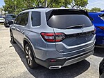 Used 2024 Honda Pilot TOURING AWD in FT. LAUDERDALE, FLORIDA (Photo 5)