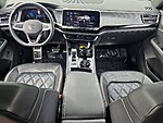 Used 2024 Volkswagen Atlas Cross Sport 2.0T SEL PREMIUM R-LINE 4MOTION in FT. LAUDERDALE, FLORIDA (Photo 12)
