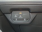 Used 2024 Volkswagen Atlas Cross Sport 2.0T SEL PREMIUM R-LINE 4MOTION in FT. LAUDERDALE, FLORIDA (Photo 28)