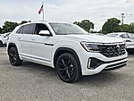 Used 2024 Volkswagen Atlas Cross Sport 2.0T SEL PREMIUM R-LINE 4MOTION in FT. LAUDERDALE, FLORIDA (Photo 9)