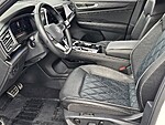 Used 2024 Volkswagen Atlas Cross Sport 2.0T SEL PREMIUM R-LINE 4MOTION in FT. LAUDERDALE, FLORIDA (Photo 10)