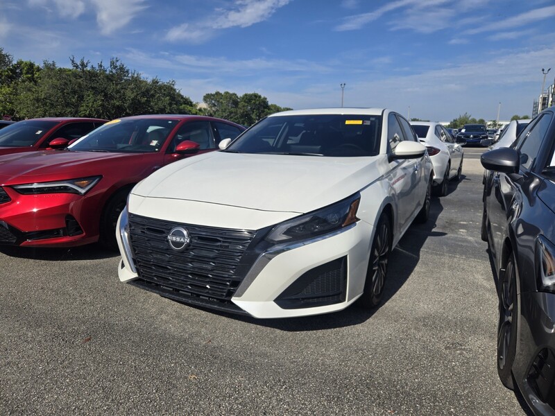 Used 2025 NISSAN ALTIMA SV FWD in FT. LAUDERDALE, FLORIDA