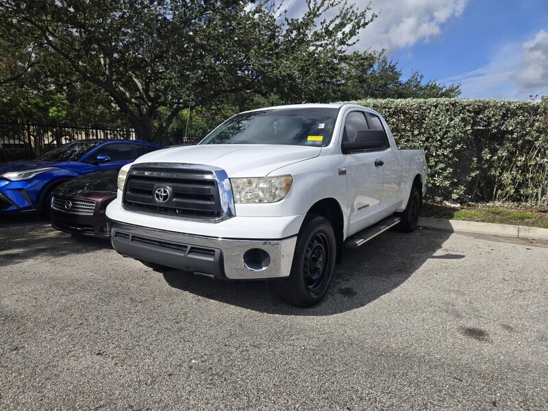 Used 2011 TOYOTA TUNDRA DBL 5.7L V8 6-SPD AT in FT. LAUDERDALE, FLORIDA