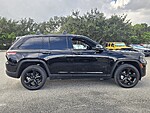 Used 2025 JEEP GRAND CHEROKEE LIMITED 4X2 in FT. LAUDERDALE, FLORIDA (Photo 4)